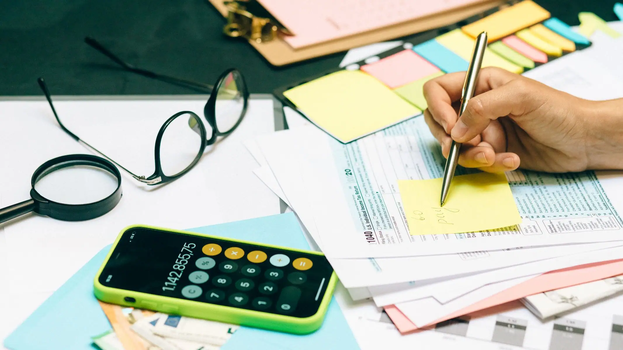Solde de tout compte : faut-il le signer, et comment récupérer les sommes dues ?